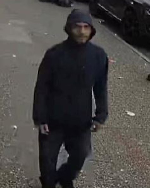 Newark Police Seek Public's Help Identifying Armed Robbery Suspect Newark Police Seek Public's Help Identifying Armed Robbery Suspect