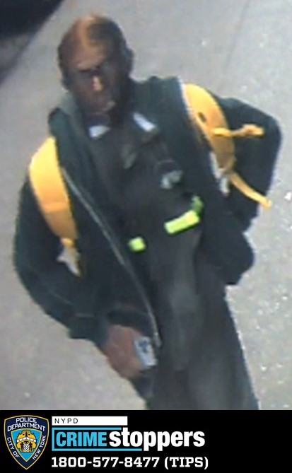 NYPD Seeks Suspect Involved in Midtown Assault and Robbery of Woman NYPD Seeks Suspect Involved in Midtown Assault and Robbery of Woman