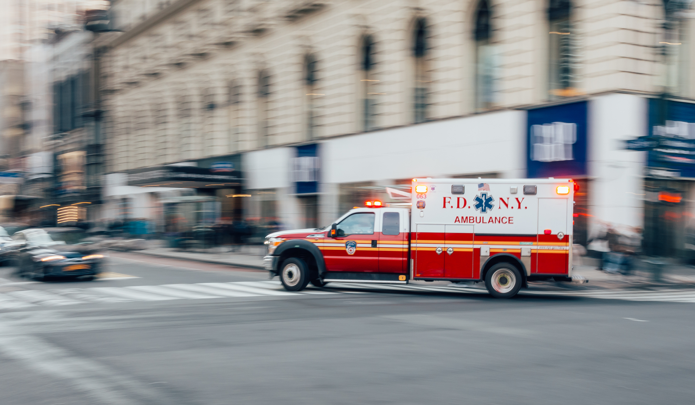 Pedestrian struck early Monday morning in Williamsburg