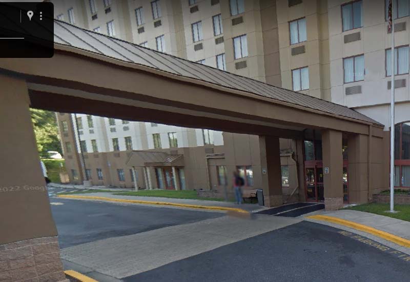 Police investigating armed robbery at Brooklyn hotel
