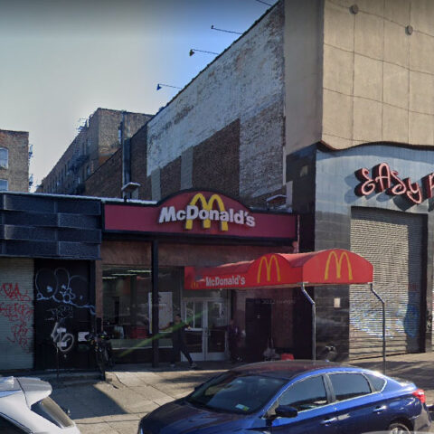 Police searching for suspect in failed heist at bronx mcdonald's - photo licensed by shore news network.