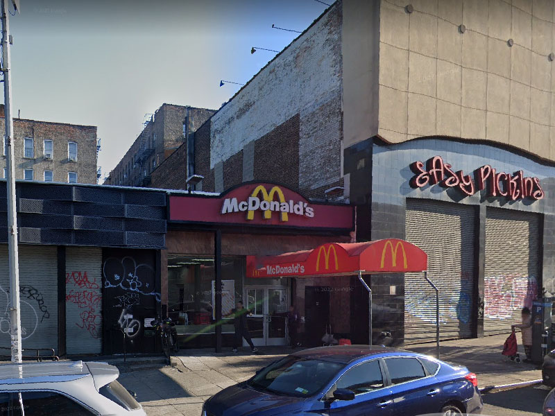 Police searching for suspect in failed heist at Bronx McDonald's