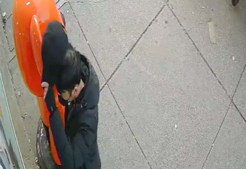 Police continue search for Internet cafe robbery suspect