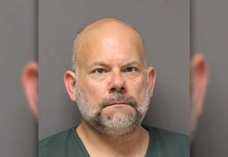 Middle school teacher arrested after sending student Lewd Pics on Snapchat
