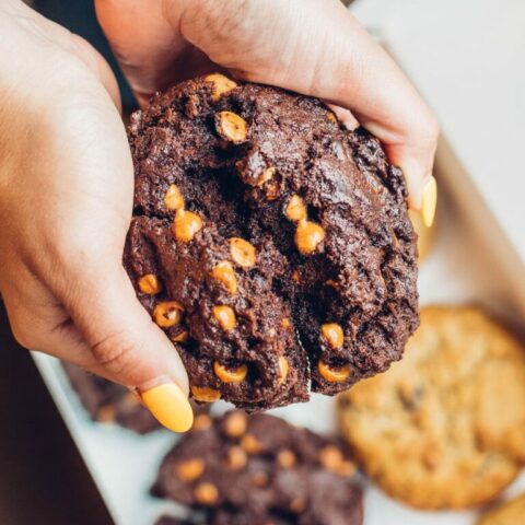 Cookie chain announces plans to open six stores in nyc suburbs - photo licensed by shore news network.