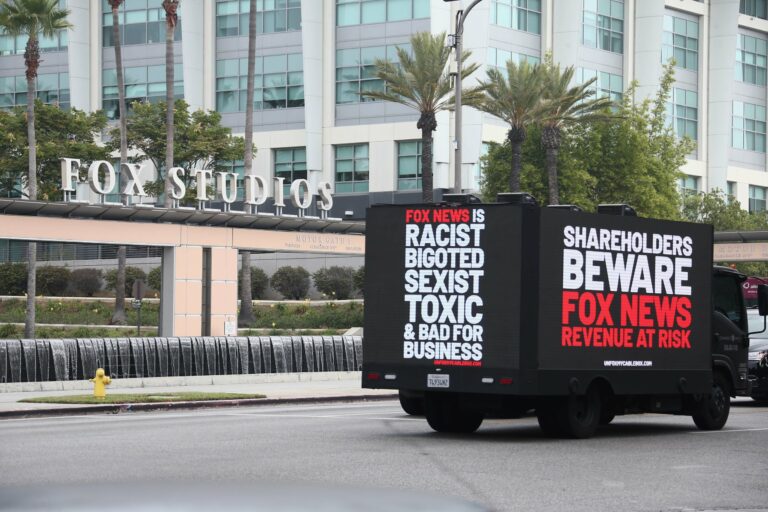 ‘deeply flawed’ and ‘laughable’: experts slam study finding facebook does not censor conservatives - photo licensed by shore news network.