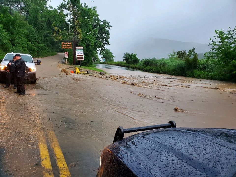 Sunday storm floods Palisades Parkway