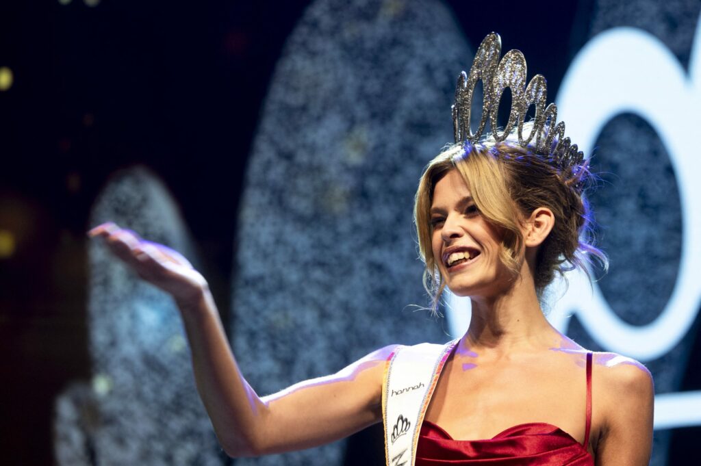 Italian Pageant Bars Males From Competition, Will Not Participate In ‘Glittery Bandwagon Of Trans Activism’ 