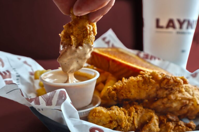 Texas chicken franchise opens in Morgantown