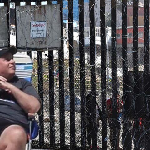 Usa today report fact checks christie's false border wall claim - photo licensed by shore news network.