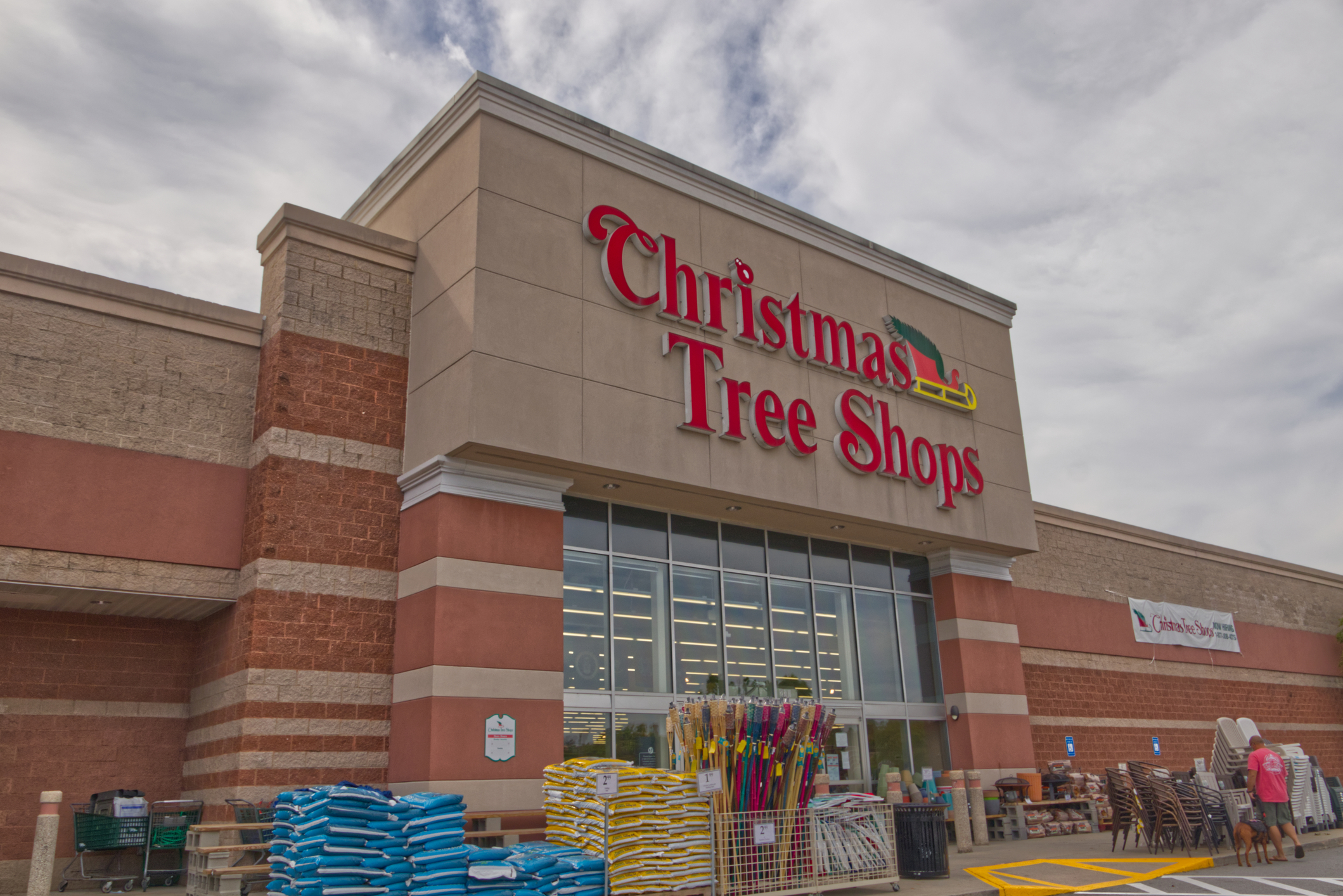 Christmas tree shops going out of business to stop taking gift cards