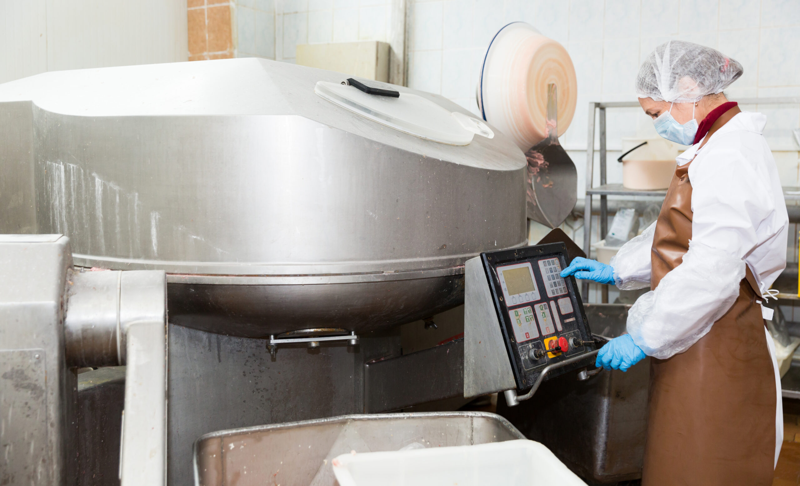 NJ Woman Dies in Fall into Large Food Processor at Italian Meat Packer