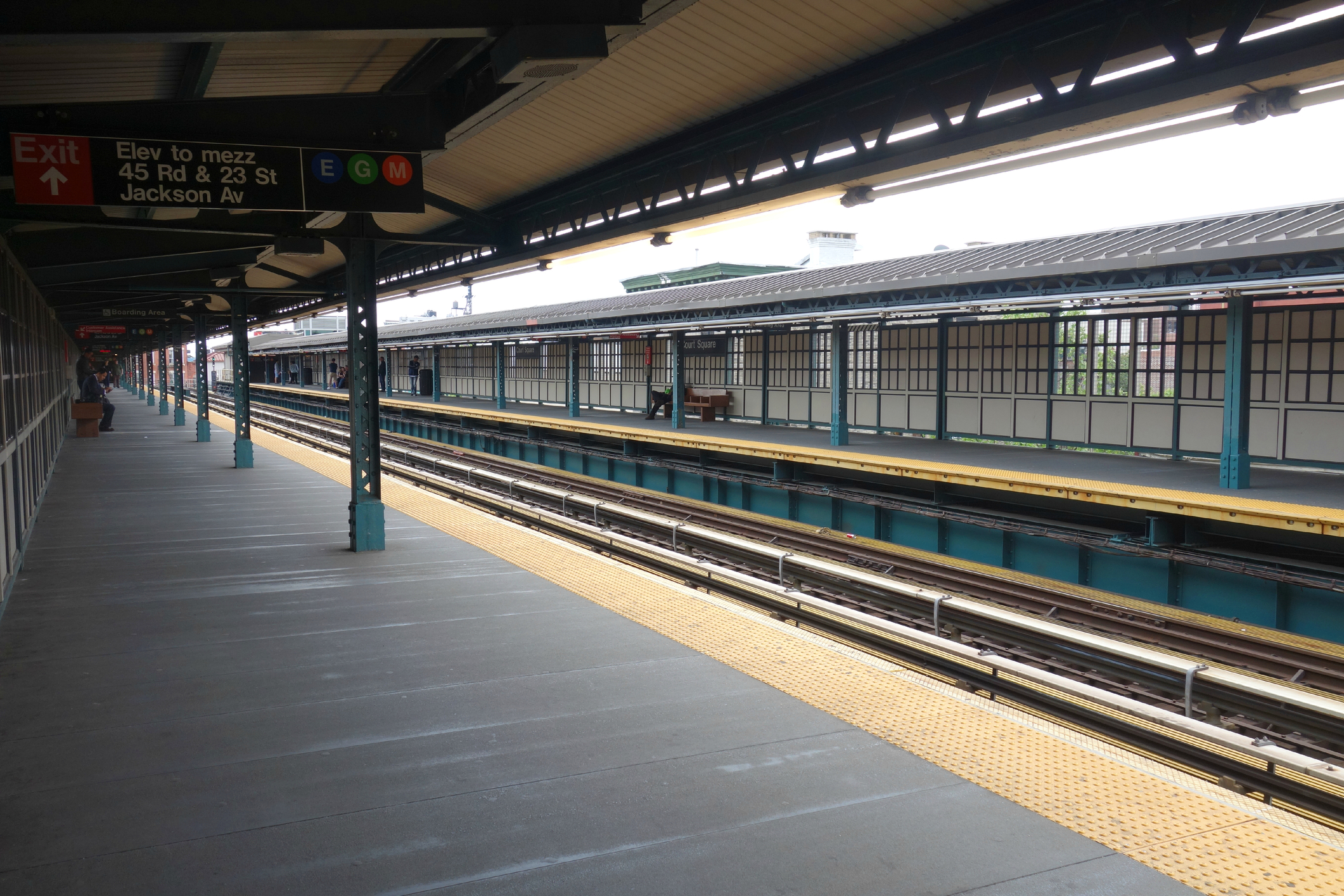 Teen Girl Molested on New York City Subway Train