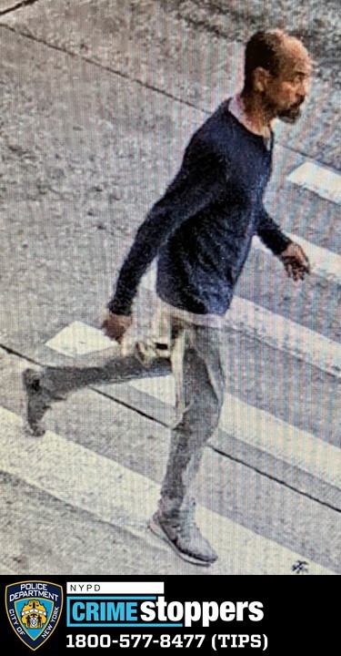 Taxi Driver Robbed at Knifepoint in Manhattan Taxi Driver Robbed at Knifepoint in Manhattan