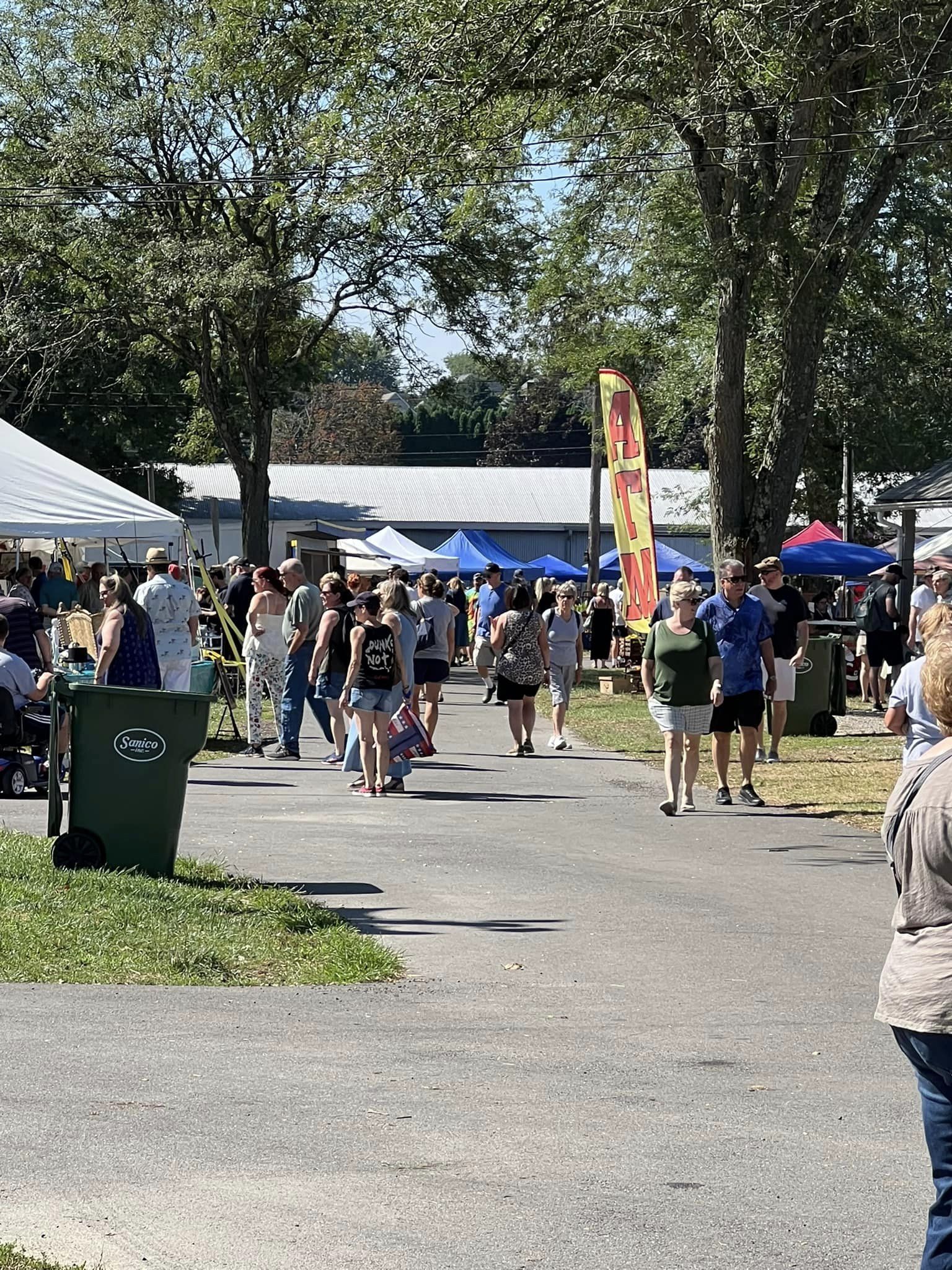 Warren County Hosts Premier Antiques Show & Vintage Marketplace