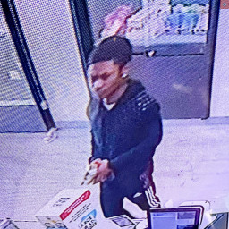 Police Search for Suspect in Theft at Vape Shop Police Search for Suspect in Theft at Vape Shop