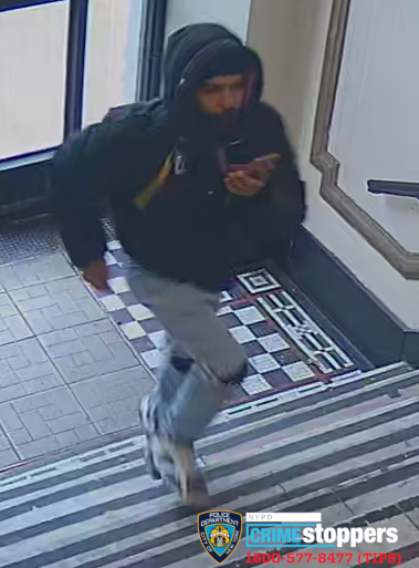 25-Year-Old Shot in the Bronx, Police Release Photo of Suspect 25-Year-Old Shot in the Bronx, Police Release Photo of Suspect