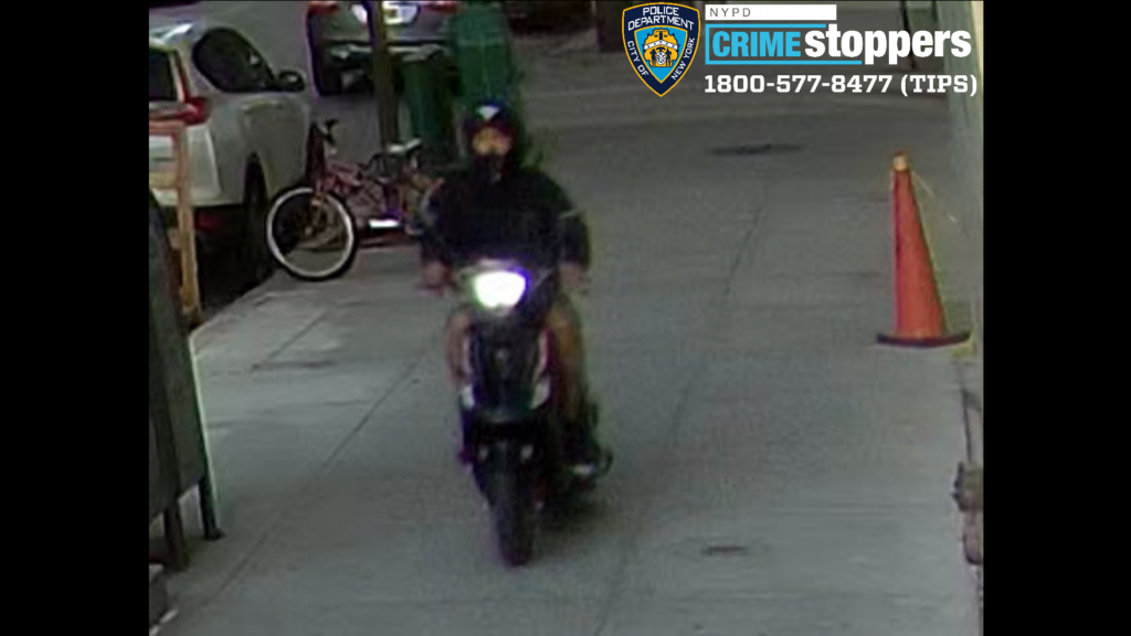 Scooter Bandits Targeting New Yorkers for their Headphones Scooter Bandits Targeting New Yorkers for their Headphones