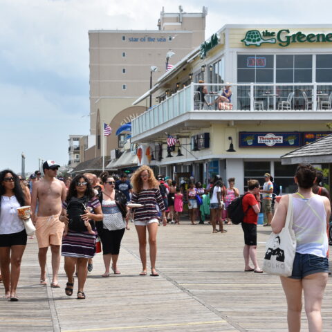 Weekend beach and weather forecast: pleasant conditions at rehoboth beach, de - photo licensed by shore news network.