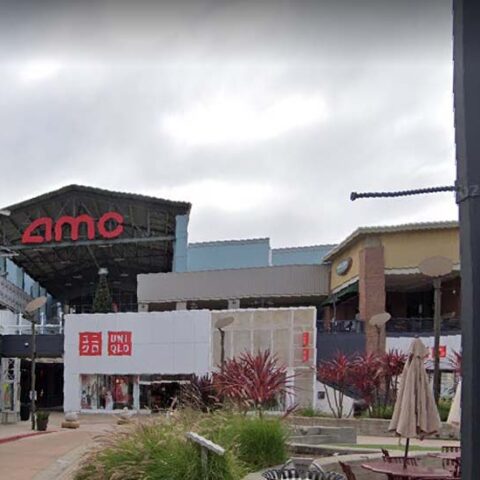 One stabbed during hours-long mall brawl involving hundreds - photo licensed by shore news network.