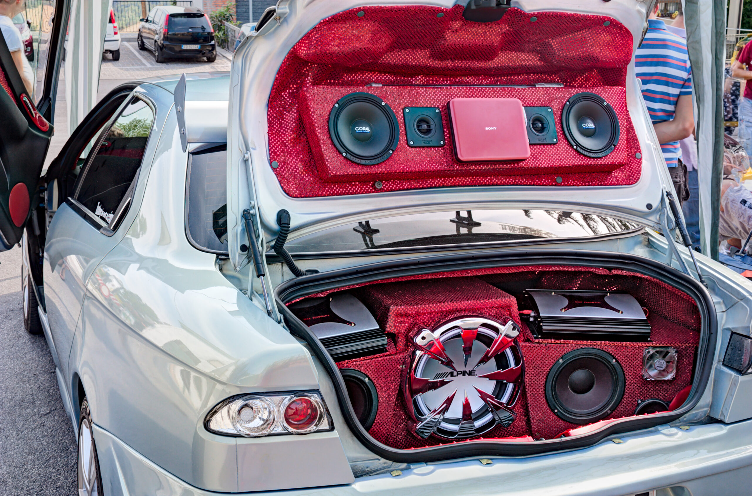 New Law Makes it Illegal to Play Loud Music in Your Car in New Jersey