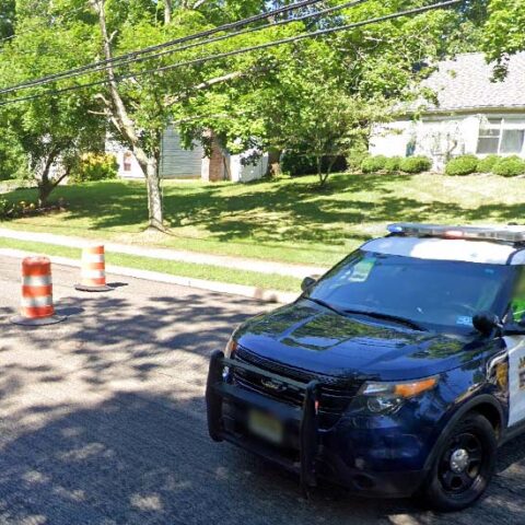 Jackson officials ban parking on portions of brewers bridge road - photo licensed by shore news network.