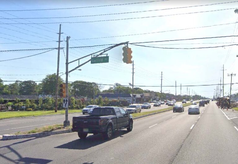 Power outages impacting traffic in toms river - photo licensed by shore news network.
