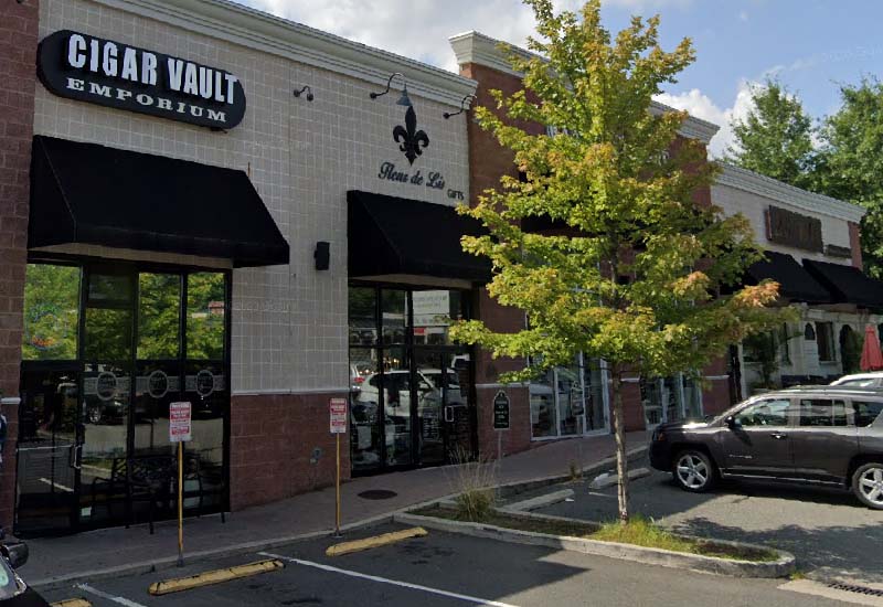 Jewelry Thieves Break Through Wall to Steal $100k From Staten Island Business