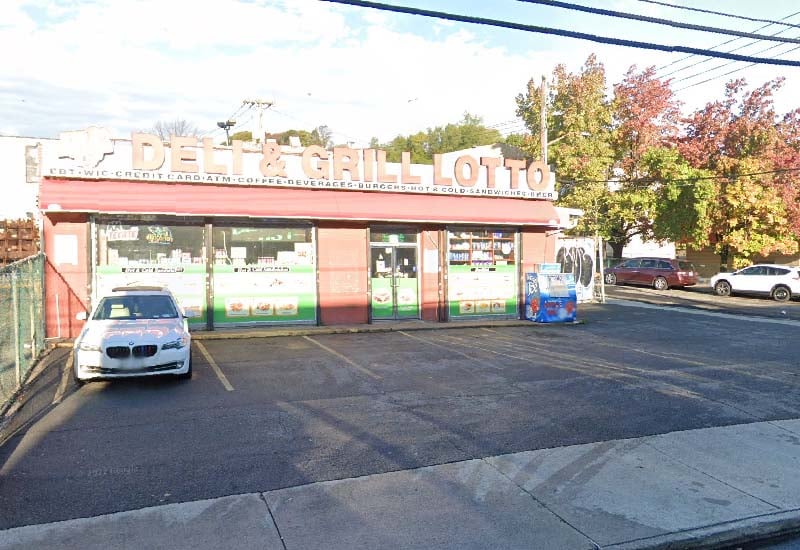 20-Year-Old Man Shot Outside Stapleton Deli