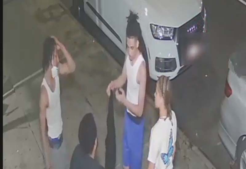 Man Robbed of Cellphone, Cash