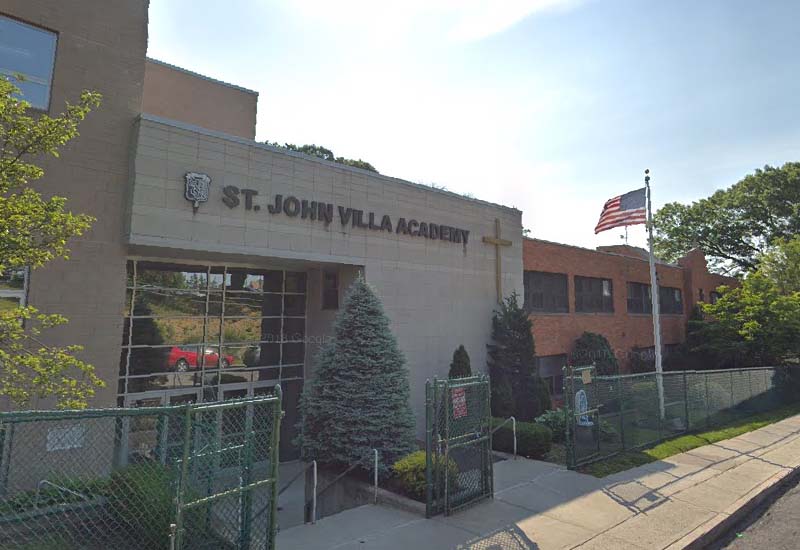 NYC to House Migrants at Shut Down Former All-Girls Catholic High School