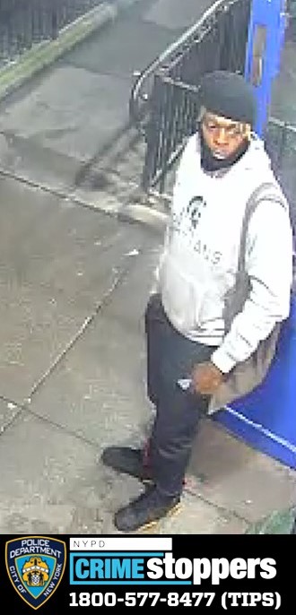 NYPD Requests Public's Help in Identifying Suspects in Manhattan Shooting NYPD Requests Public's Help in Identifying Suspects in Manhattan Shooting