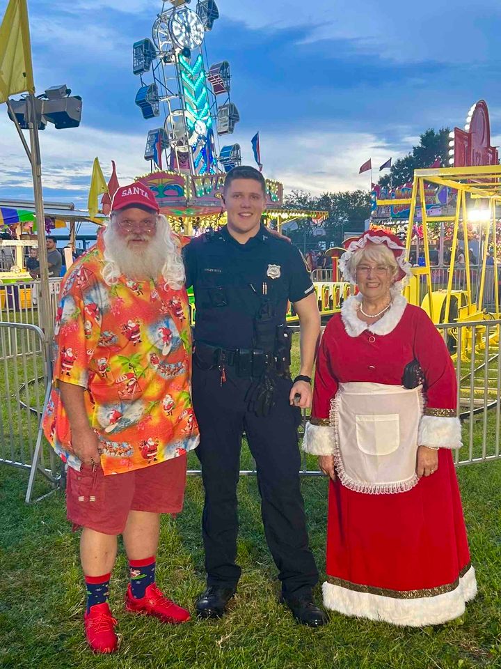 Santa and Mrs. Claus Make Appearance at Wateredge Festival