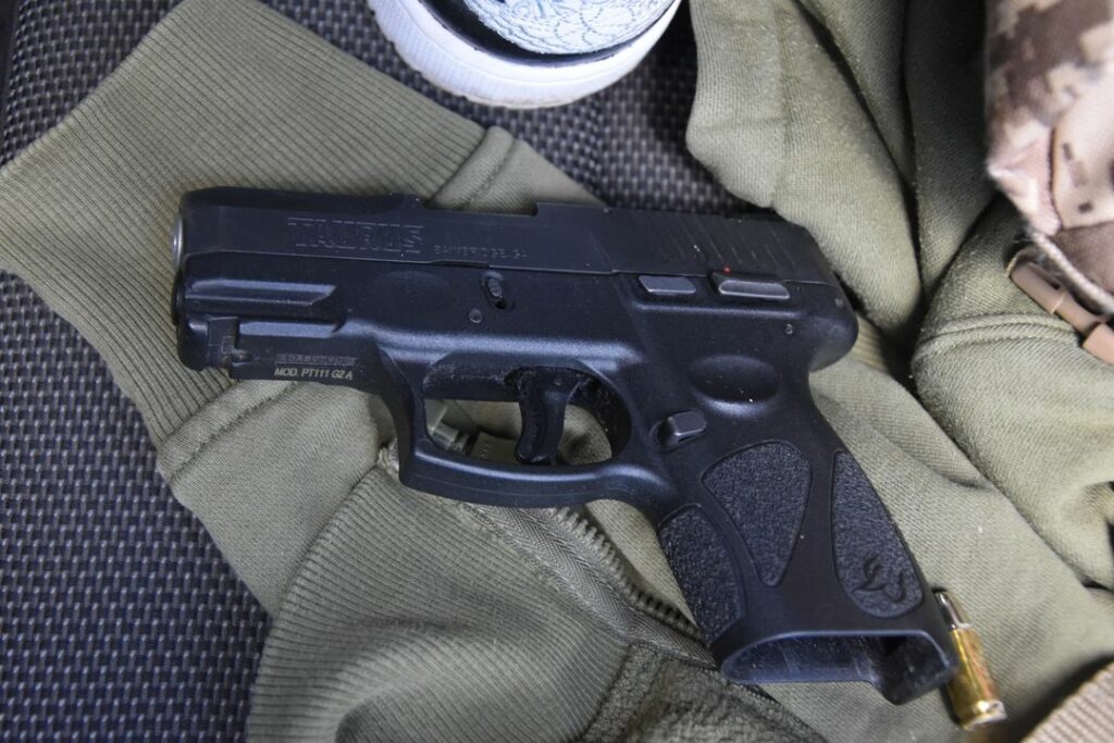 Parolee Busted on Warrant Found with Loaded Illegal Gun Parolee Busted on Warrant Found with Loaded Illegal Gun