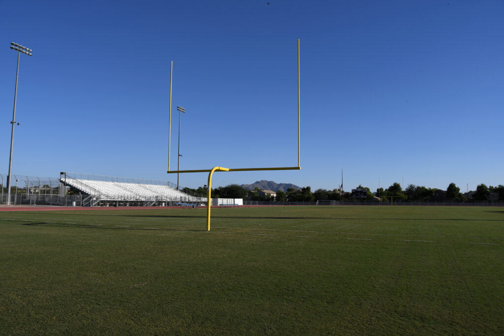 St. Thomas Aquinas Defeats Summit 44-20 in Big Central Showdown