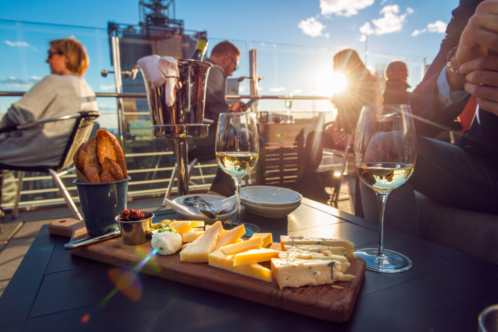 Here are Some Great Rooftop, Patio and Waterfront Dining Spots in New Jersey