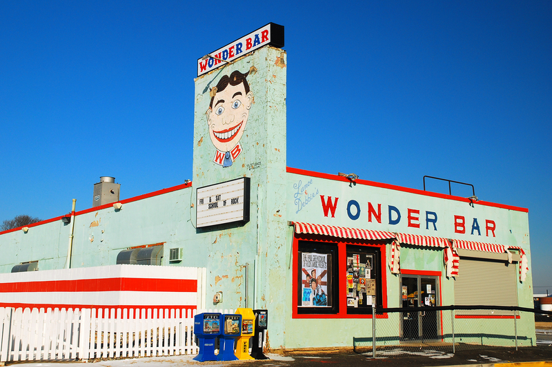 New Jersey Has Some Great Dog Friendly Destinations That Might Surprise You