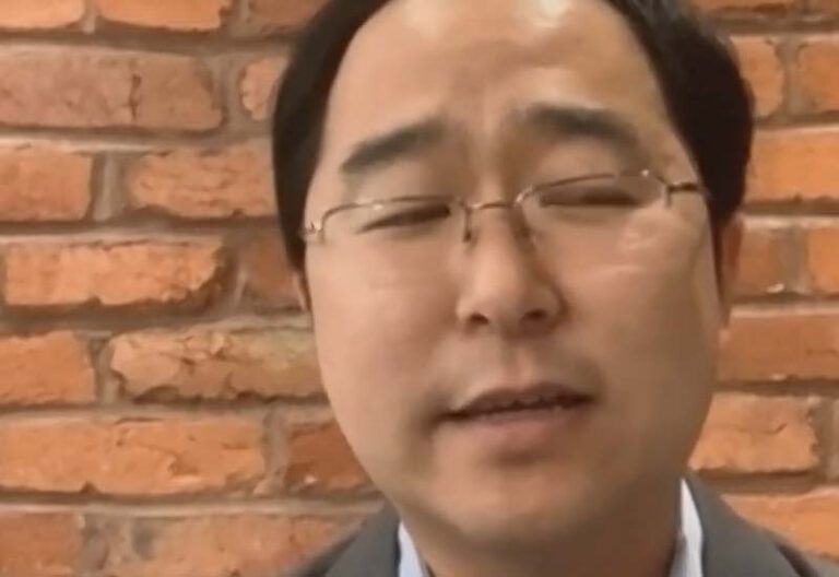 New jersey senator couldn't even clap for a boy with cancer calling it a "stain" on history - photo licensed by shore news network.