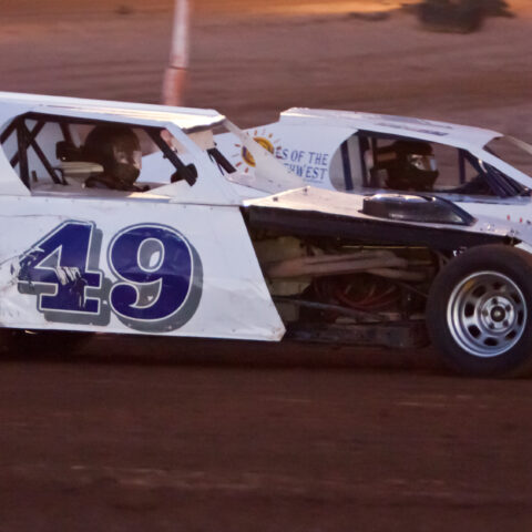 It's not too late to take in a race at one of new jersey's race tracks - photo licensed by shore news network.