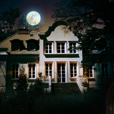 It's almost time to plan your spooky jersey fall getaways - photo licensed by shore news network.