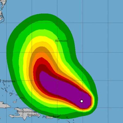 Lee to take turn north in anticipated east coast drive-by - photo licensed by shore news network.