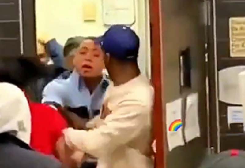 Angry Mob Overruns Security Guard at McDonald's Restaurant