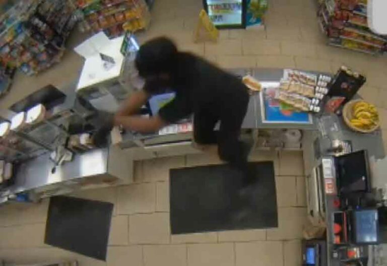 Employee assaulted during gunpoint robbery at germantown 7-eleven - photo licensed by shore news network.