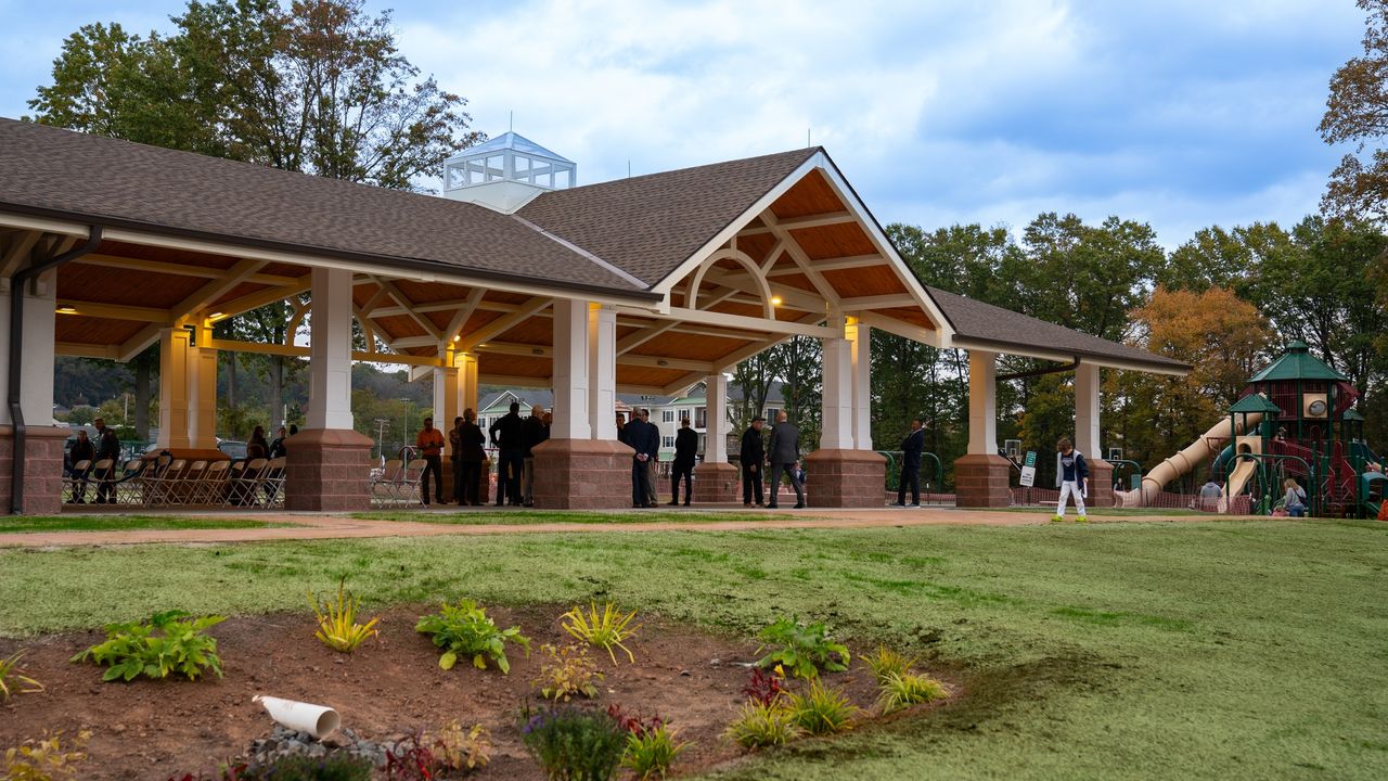 New County Recreation Pavillion Unveiled in Warren Township