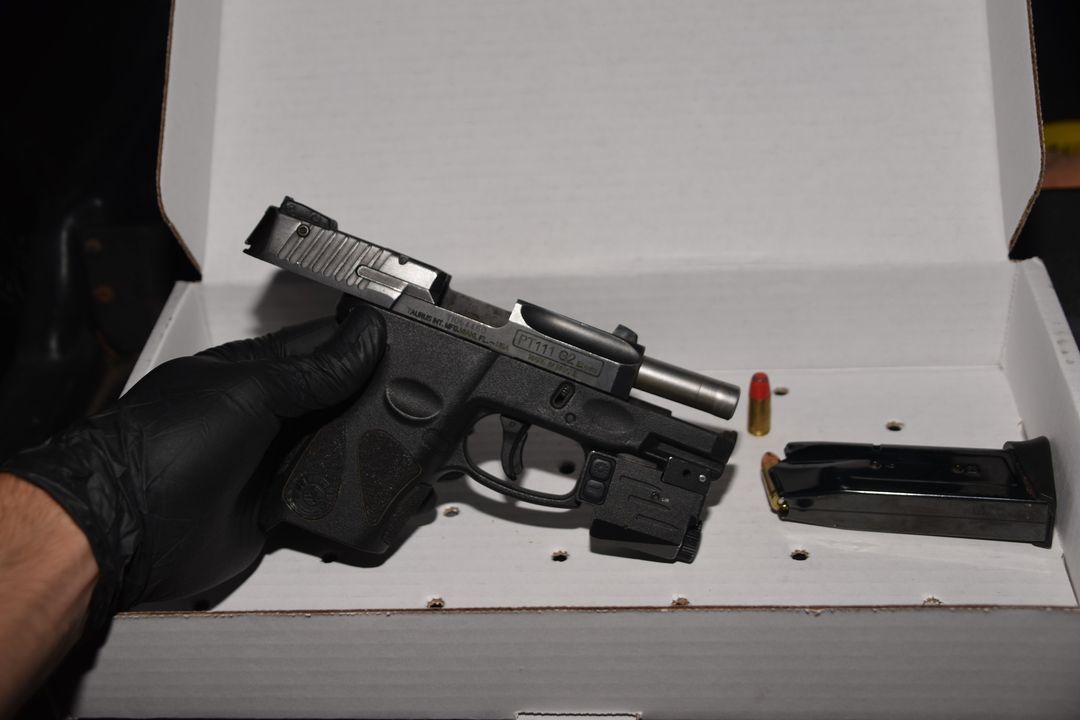 17-Year-Old with Gun Arrested After Police Pursuit in Stolen Car