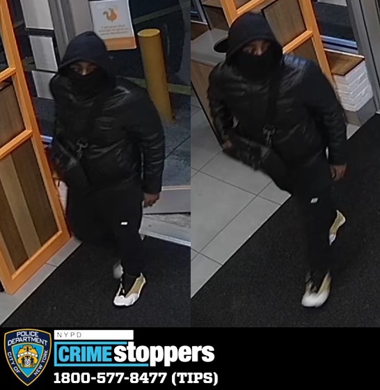 17-Year-Old Store Worker Robbed at Gunpoint in Queens