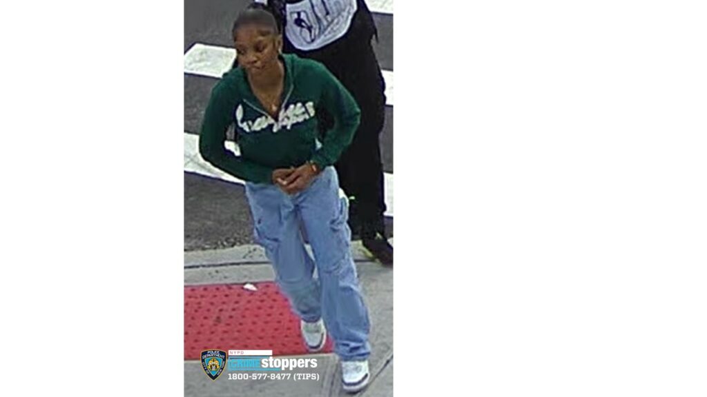 NYPD Investigating Attack on 13-Year-Old Girl NYPD Investigating Attack on 13-Year-Old Girl