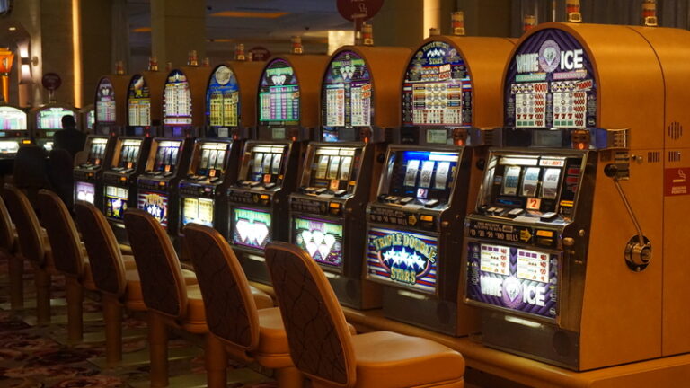 Van drew urges treasury to include casino workers in tax relief for tipped employees - photo licensed by shore news network.