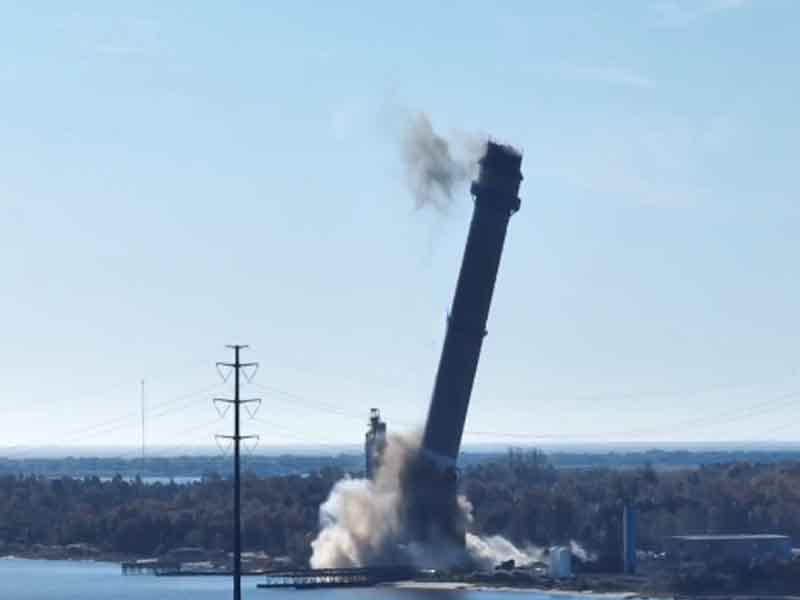 Residents Rejoice as Massive South Jersey Tower Crashes to the Ground