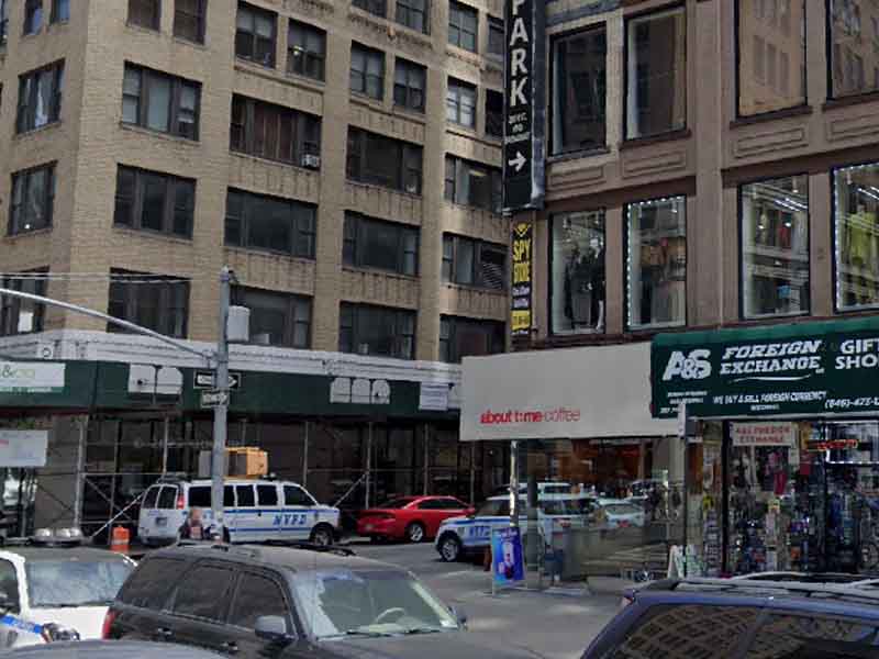 Deadly Shooting At NYC Strip Club Sent Women Running Outside Naked